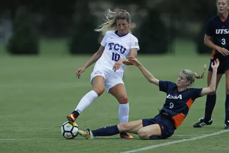 TCU vs UTSA women's soccer at at Garvey-Rosenthal Soccer Stadium in Fort Worth, Texas on August 20, 2017. (Photo by Gregg Ellman)
Tayla Christensen (10