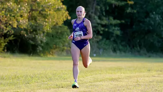 TCU cross country at the UTA Season Opener at Lynn Creek Park at Joe Pool Lake on September 10, 2022 (Photo by/Gregg Ellman)