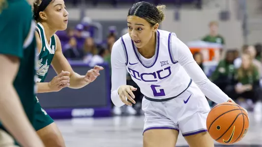 TCU vs South Florida womenâ??s basketball in the Maggie Dixon Classic in Fort Worth, Texas on November 20, 2022. (Photo/Sharon Ellman)