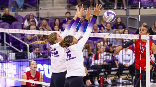 Lydia Seymour_Jalyn Gibson