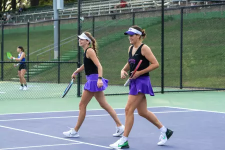 Jade and Isabel WTEN