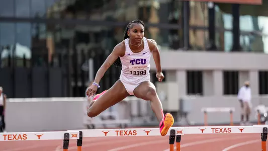 Tia Williams