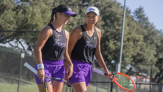 Victoria Gomez O'Hayon and Yu-Chin Tsai