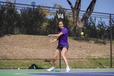 Cayetana Gay Backhand
