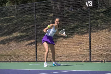 Cayetana Gay Forehand