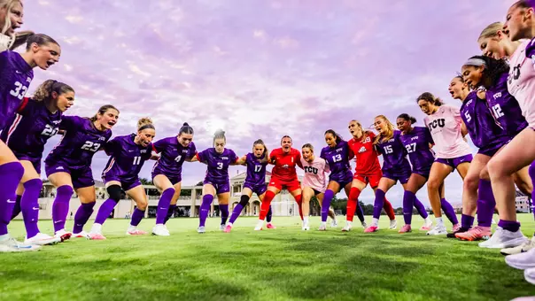 TCU women's soccer huddle pregame vs. Cincinnati