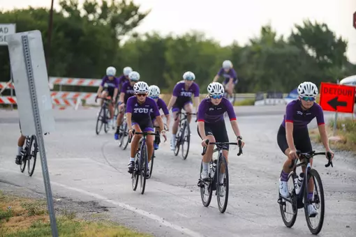 Triathlon biking