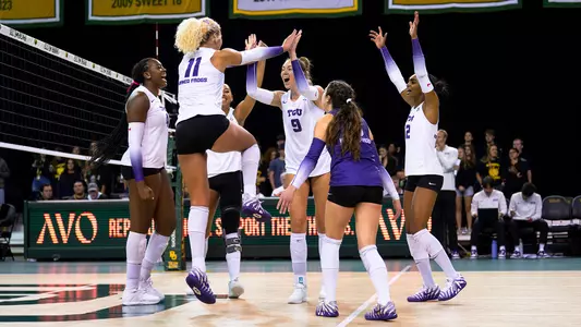 TCU volleyball celebrates at Baylor