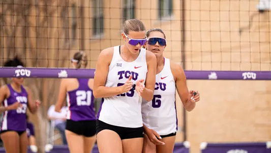 Stacy Reeves and Melina Mol