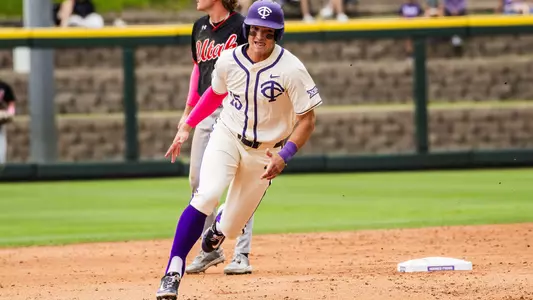 Chase Brunson rounds second base.