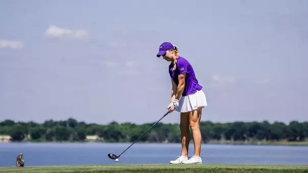 Sofie Dimitrova lines up her tee shot at Ridgewood Country Club.