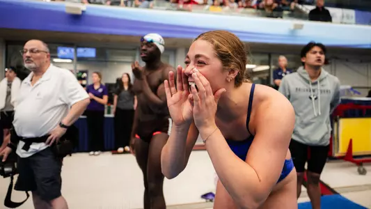 Hannah Wachendorfer cheering
