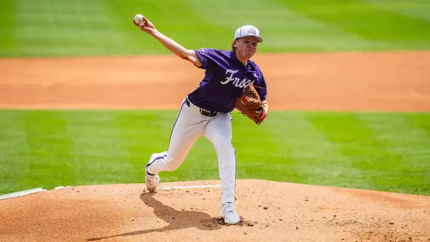 Lance Davis Pitching