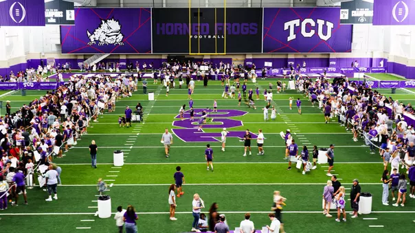 Photo of fans at Meet the Frogs in 2025