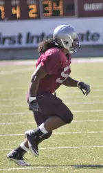 Sophomore linebacker John Kanongata'a. (Jerek Wolcott photo)