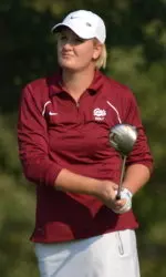 Lindsay Reeve improved by eight strokes between rounds Monday