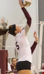 Kelsey Schile had 13 kills on .407 hitting