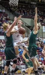 Guard Riley Bradshaw