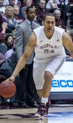 Forward Chris Kemp