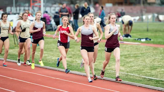 Emily Pittis, Jessica Bailey