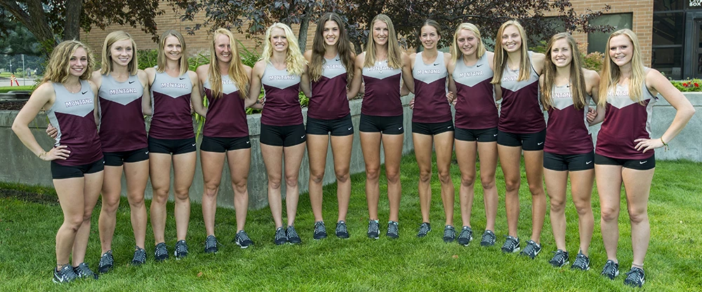 2017 women's cross country team