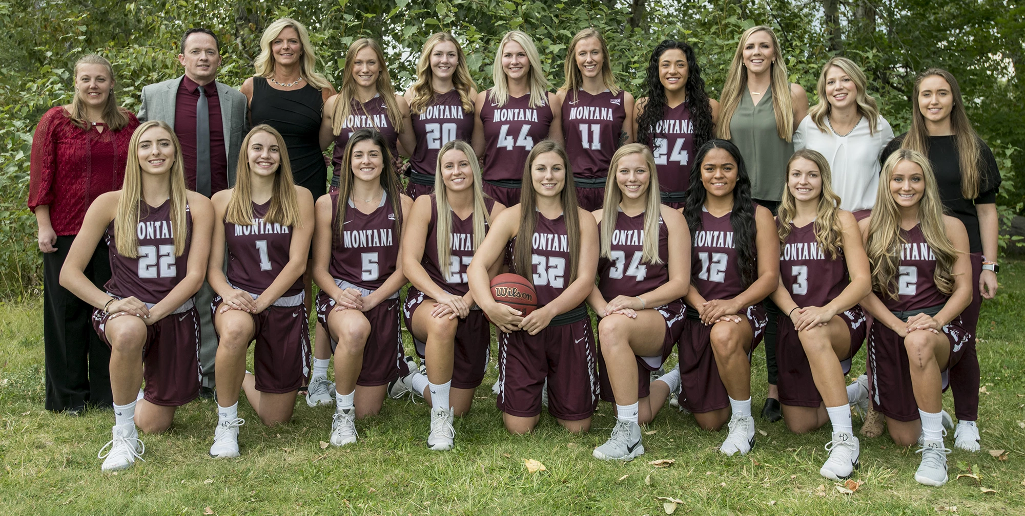 2018-19 women's basketball team