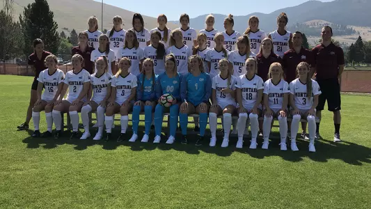 2019 soccer team photo