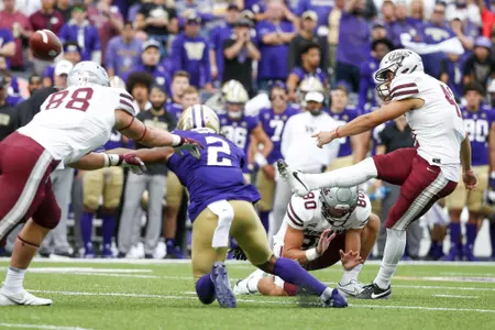 NCAA Football: Montana at Washington