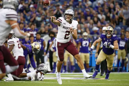 NCAA Football: Montana at Washington