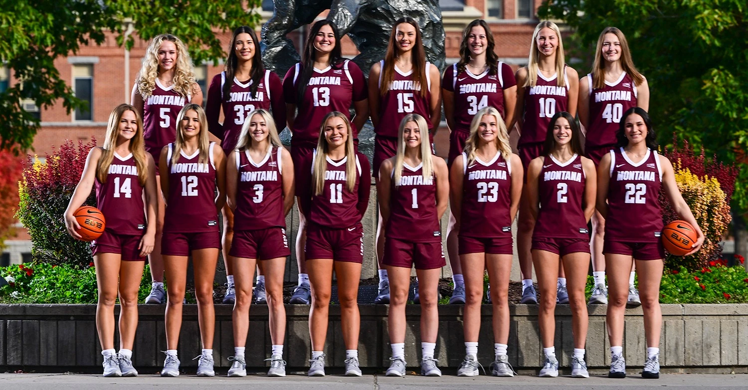 The 2024/25 Lady Griz Basketball Team pose for a photo on the Oval on Oct. 15, 2024.