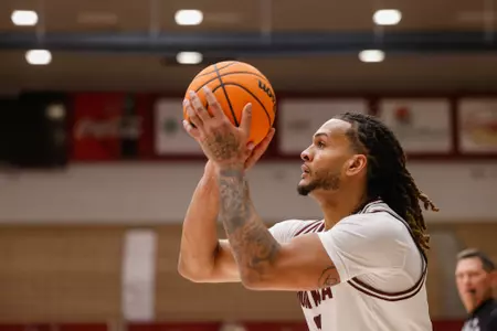 Montana defeated Hawaii Hilo 92-61 on Monday, Nov. 4, 2024.