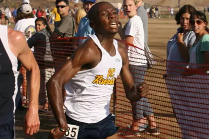 Emmanuel Ngula Named 2009 Big West Men's Freshman Of The Year Image