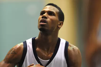 Larry Gurganious Free Throw