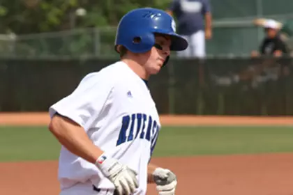 Carl Uhl HR Trot