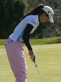 Denyse Neville Putting