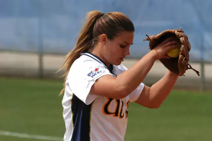 Highlanders Fall 14-1 to #5 Stanford and 3-0 to Minnesota at DeMarini Invitational Image