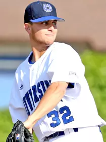 Ryan Platt pitching