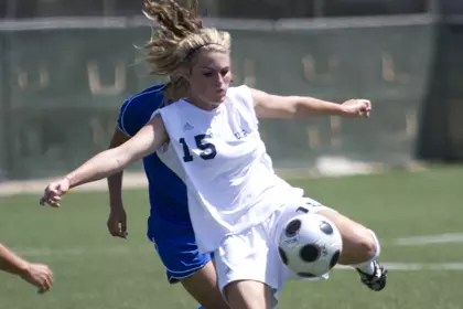 Women's Soccer Bests UNLV, 3-2, To Even Record At 5-5-1 Image