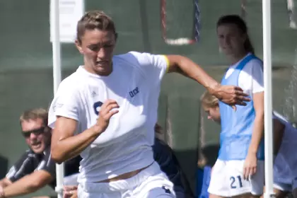 Heidi Garrett dribbling