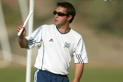 Junior Gonzalez Sideline