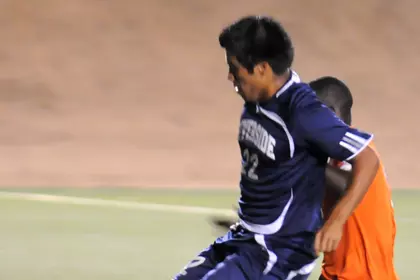 Xavier Perez Battling For Position