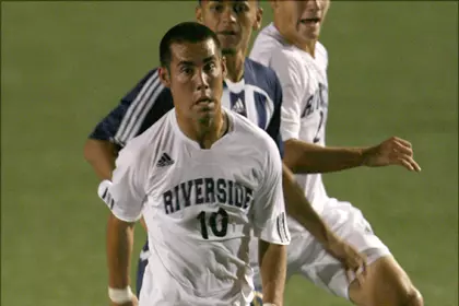 Alexander Racca Dribbling