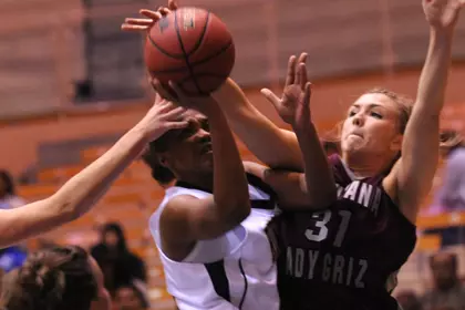 Highlanders Return Home To Host Matadors Thursday At 7 PM Image