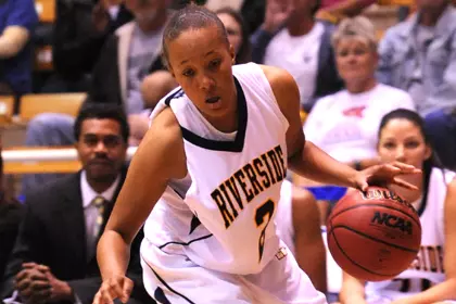 Win Streak Comes To An End As Miami Wins 81-59 Over Women's Basketball Image