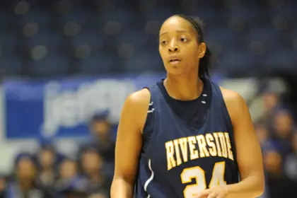 Neabors Career High Night Lifts UCR To 78-70 Win Over First-Place Mustangs Image