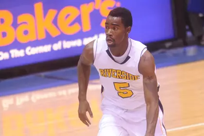 Kareem Nitoto Dribbling