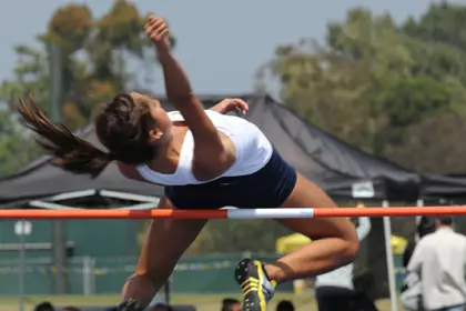 Karen Han Track & Field