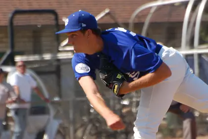 Matt Andriese Pitching