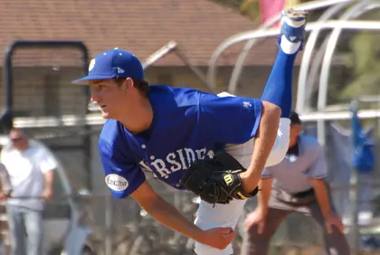 Matt Andriese Pitching