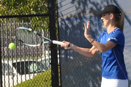 Jamie Raney Defeats Ranked Player But Women's Tennis Falls 6-1 To #45 LBSU Image